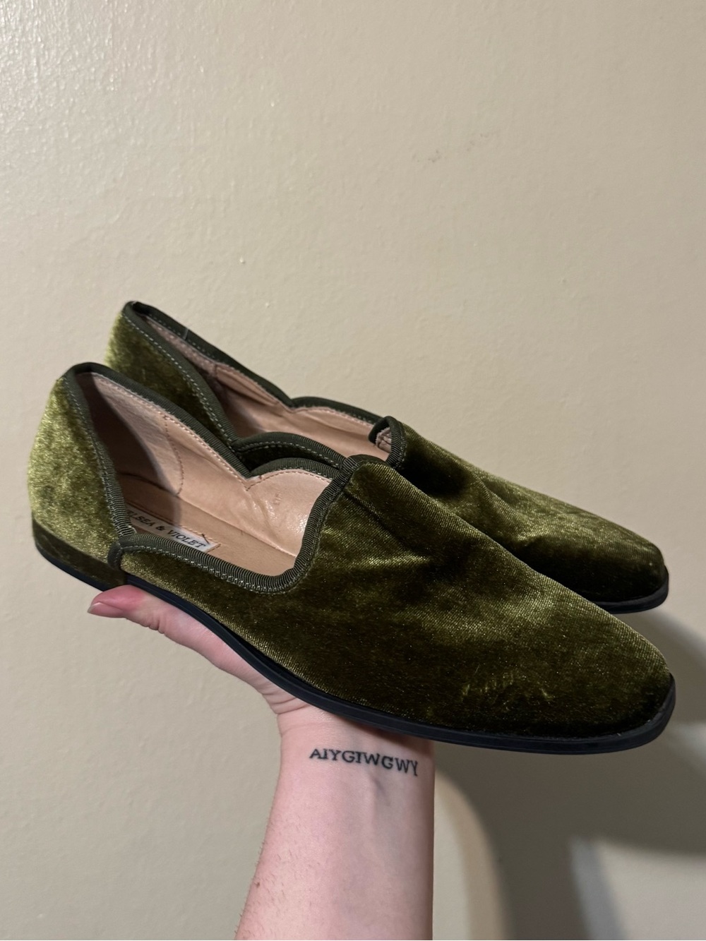 Chelsea & Violet green velvet flats